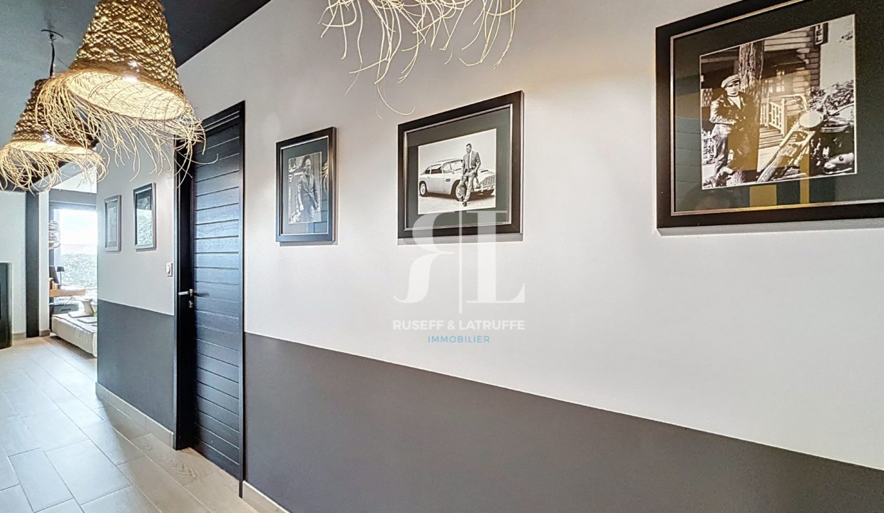 durand_00019-30853-0.jpg