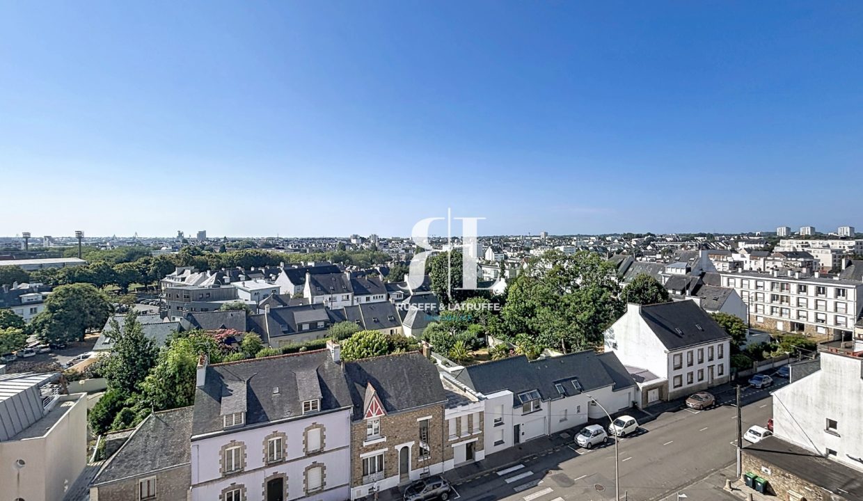 combes_00003-39200-0.jpg