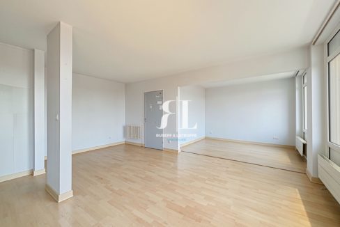 combes_00007-39200-0.jpg