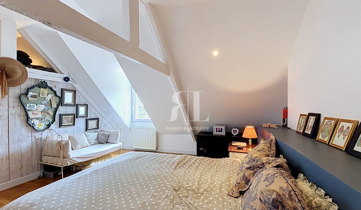 louis_00021-39175-0.jpg