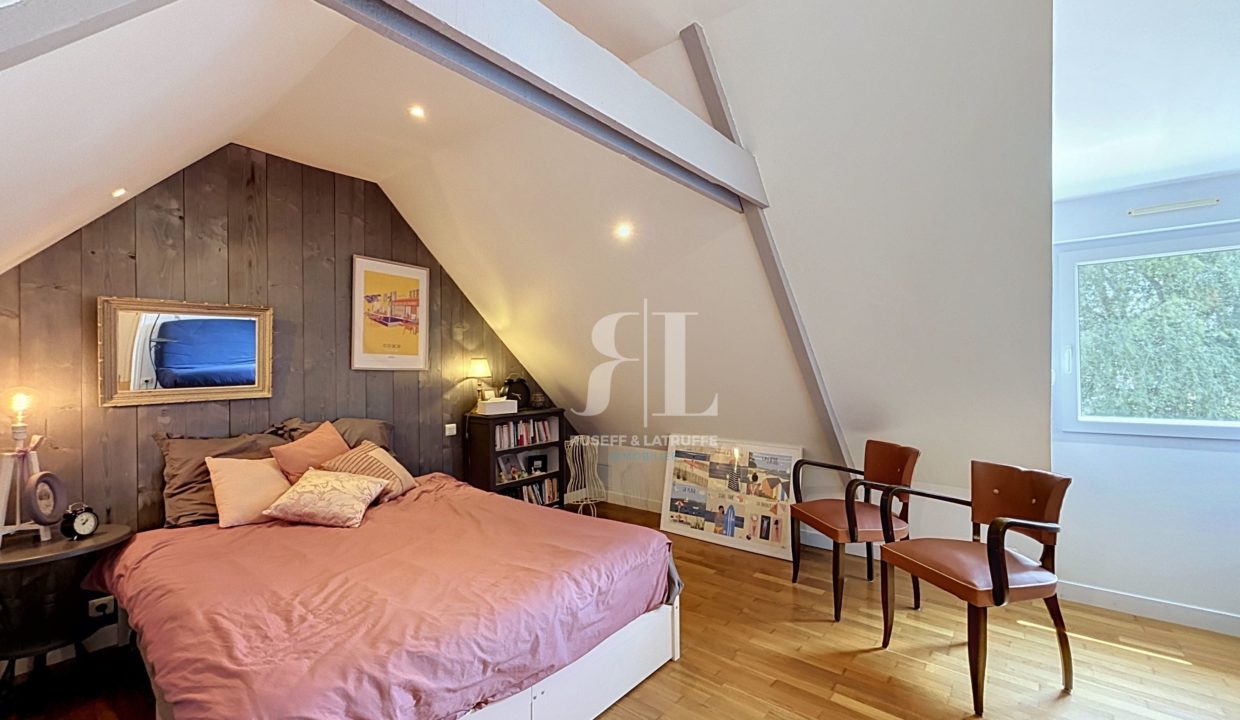 louis_00041-39175-0.jpg
